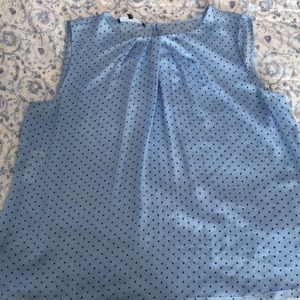 Jones New York sleeveless blouse in light blue